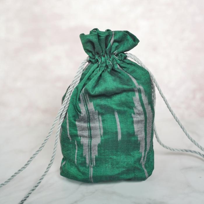 Gambar Candy Pouch Ikat - Hijau dari Manikan undefined Tokopedia