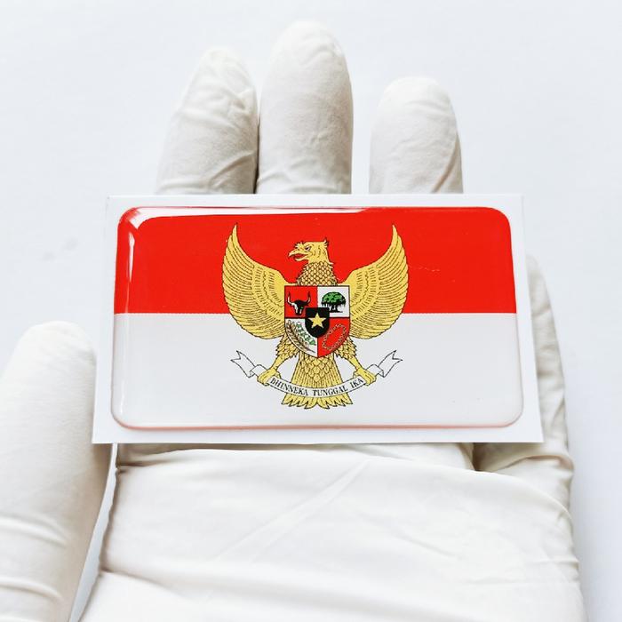Gambar Stiker Bendera merah putih 7x4cm Emblem Stiker timbul Indonesia - Garuda tengah dari Faeyza Sticker undefined Tokopedia