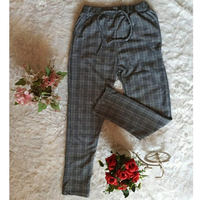 Gambar Celana Baggy Tartan Bagy Doty Pants Wanita Motif Kotak Fit L Panjang - Abu-abu, L dari Yorent undefined Tokopedia