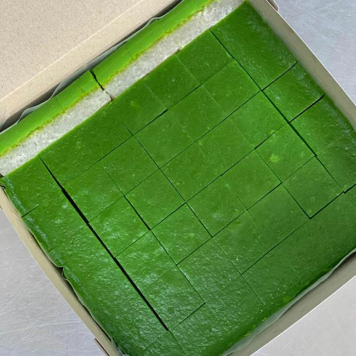 Gambar Kue Talam /Jajanan Pasar/Talam Ketan/Kue Tradisional/Kue Basah 1Loyang - Gula Aren, 1/2 Loyang dari dfebs.id undefined Tokopedia