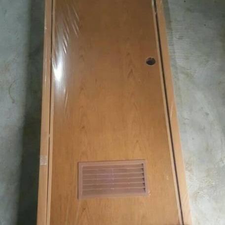 Gambar PINTU PVC KAMAR MANDI MURAH BAGUS - COKLAT JATI., CARGO dari MATERIAL ON undefined Tokopedia