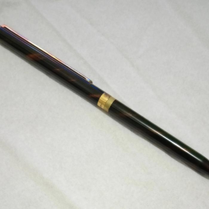 Gambar ST. DUPONT CLASSIC LAQUE DE CHINA BALLPOINT PEN dari Nangin Book Store undefined Tokopedia