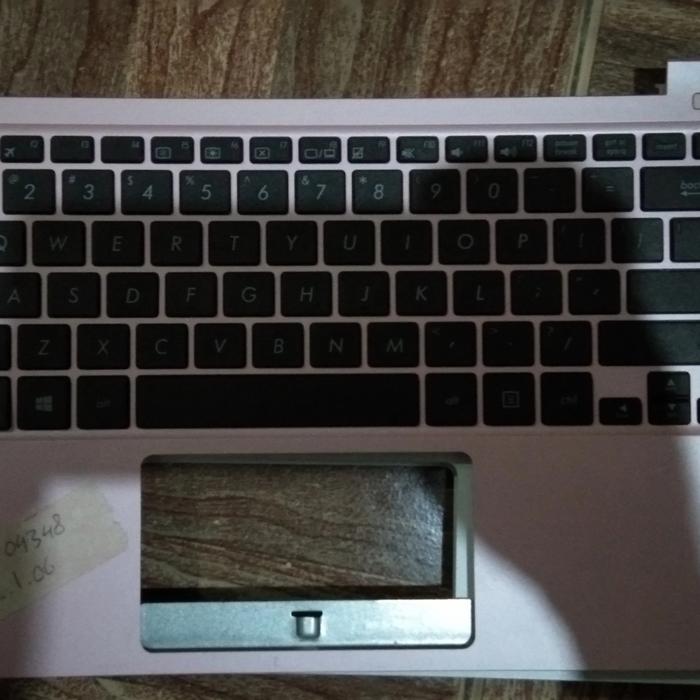Gambar frame keyboard asus e203 kondisi keyboard error dari starcomputerass undefined Tokopedia