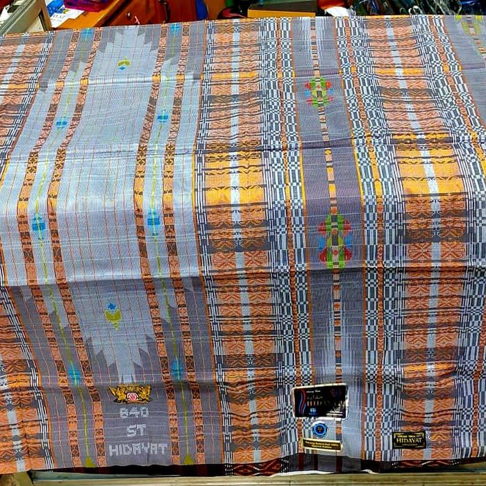 Gambar SARUNG TENUN SULTAN HIDAYAT ST 840 SUTERA SUPER MEWAH LIMITED EDITION dari Mahardika 2 undefined Tokopedia