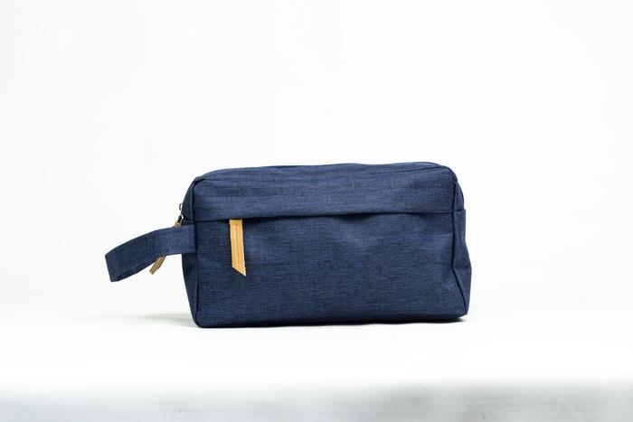Gambar Tote Bag Laptop Wanita Bahan Kanvas Premium + Pouch | LUXARY - Pouch Saja, Navy dari sajadahsandar undefined Tokopedia