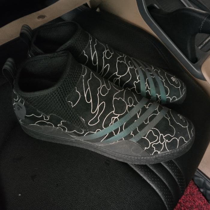 Gambar Bape x Adidas snowboarding camo original dari Marema yuk undefined Tokopedia