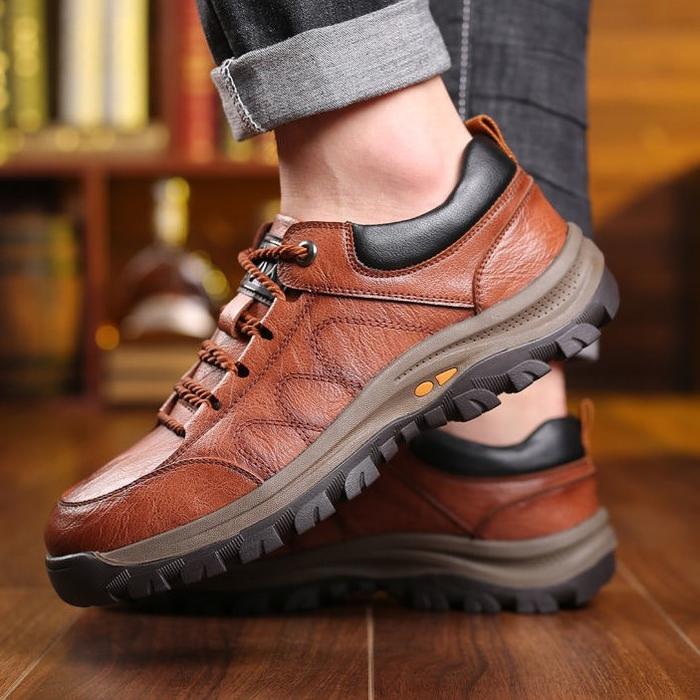 Gambar Sepatu Pria K11-Sepatu Kulit Formal-Sepatu Sneakers Import Original - Cokelat, 38 dari Bosindo Official undefined Tokopedia