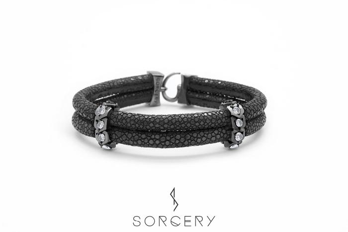 Gambar SORCERY Bracelet 18K REALGOLD Gelang Kulit Pria Wanita GVR-ST - PVD Black dari Sorcery undefined Tokopedia