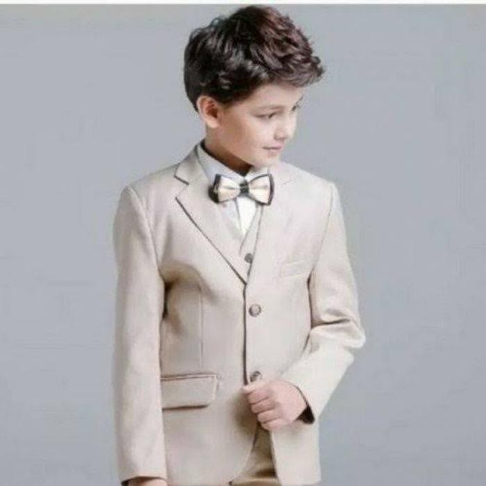 Gambar JAS ANAK/BLAZER ANAK/JAS ATASAN ANAK PRIA USIA 2-13THN - crem, 12th dari safirablazer. id undefined Tokopedia