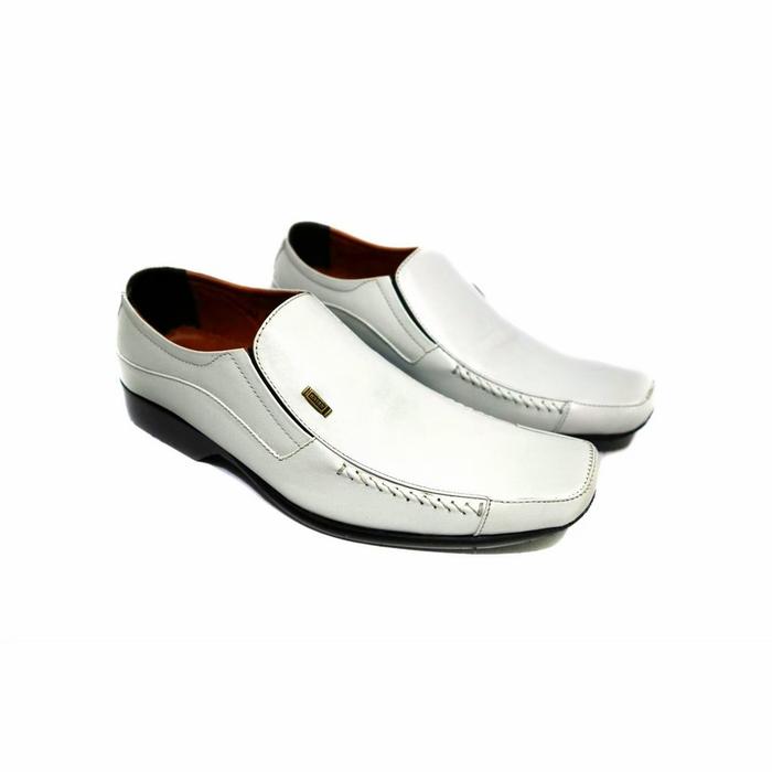 Gambar Sepatu Pria Bally 7043 Pentofel Pendek Hitam Putih Kulit Asli - Putih, 38 dari KARAKAS STORE_NEW undefined Tokopedia