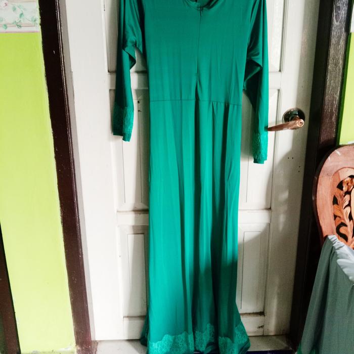 Gambar gamis set jilbab preloved dari hanieshop undefined Tokopedia