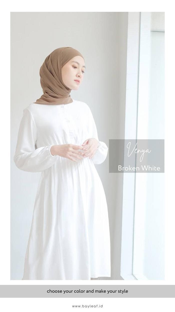 Gambar VENYA TUNIK BY BAYLEAF.ID - BROKEN WHITE, S dari bayleafagensurabaya undefined Tokopedia