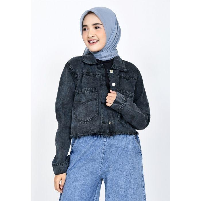 Gambar Jaket Jeans Crop Wanita Zahra Signature Jaket Jeans Silvia - SNOW BLACK dari LEZAHRASIGNATURE undefined Tokopedia