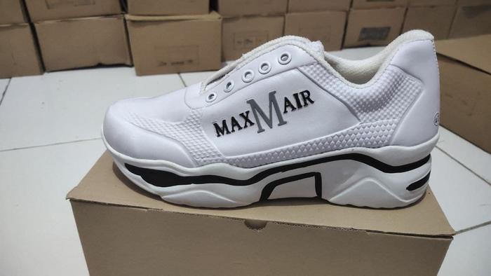Gambar Sepatu sneakers wanita model korea MAX AIR cewe asli lokal termurah - Hitam, 37 dari Berlian Sepatu Bogor undefined Tokopedia