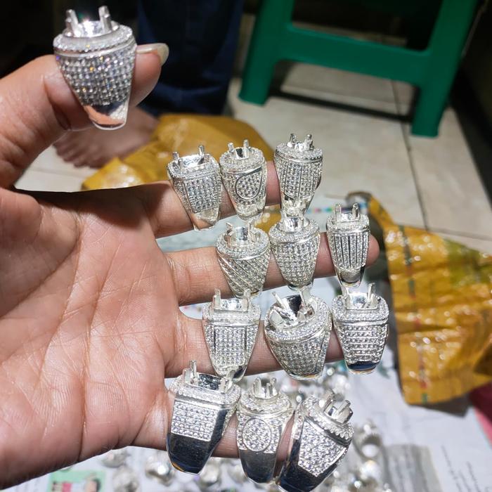 Gambar Ring Perak Ikat Cincin Batu Akik Home Made dari Bundda chacha.ovie Chrome undefined Tokopedia