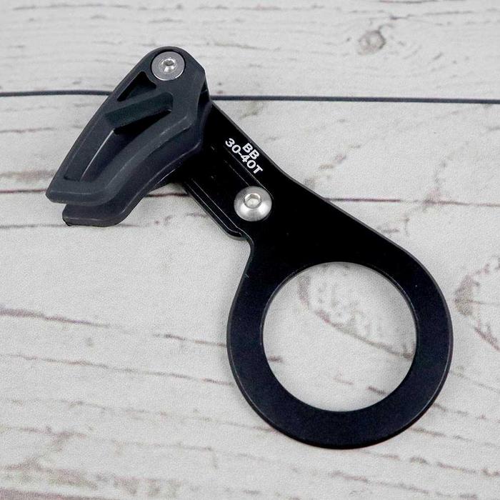 Gambar Chain Guide Pelindung Rantai Sepeda Deckas Chain Guard Single Speed dari Reinata Olshop undefined Tokopedia