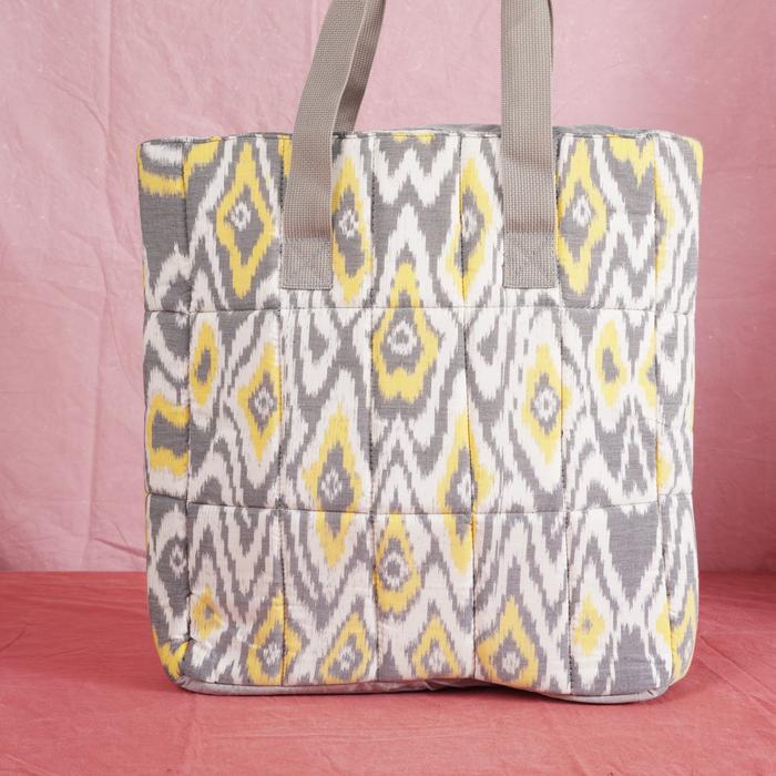 Gambar Puffy ikat Tote Bag Manikan - Putih dari Manikan undefined Tokopedia