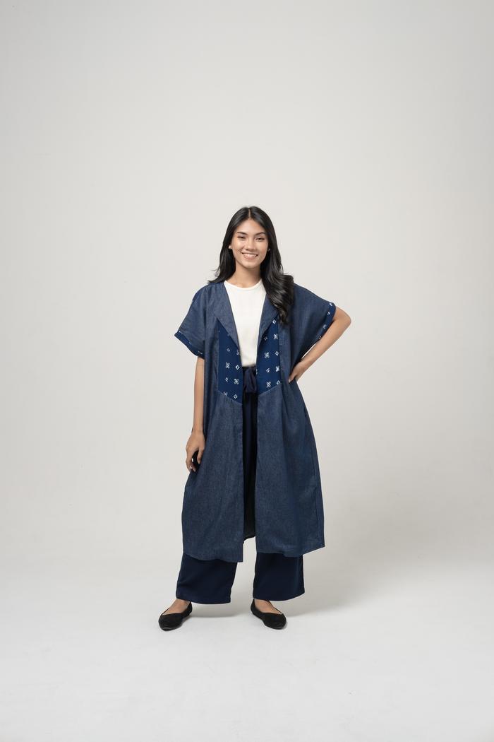 Gambar Dama Kara Hapsari Outer Shortsleeve - Navy dari Dama Kara undefined Tokopedia