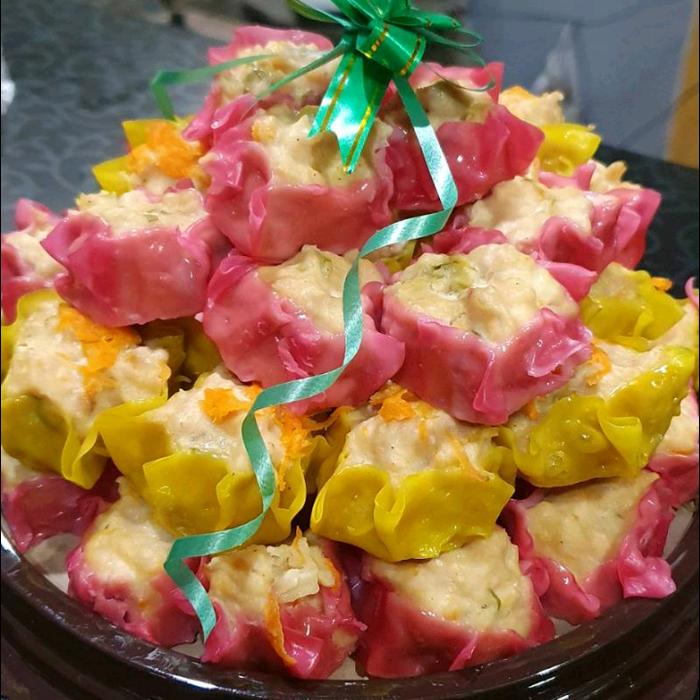 Gambar Kulit Dimsum Pangsit Siomay Warna Premium Lembut Tipis Anti Sobek Diameter 7 cm Tanpa Pengawet Tahan Lama untuk Usaha Makanan Frozen - Merah, 50 lembar dari arrazzaq54 undefined Tokopedia