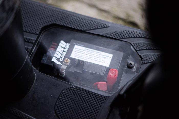 Jual Tutup Aki akrilik Vario 125 / 150 Led new/ tutup aki vario / cover