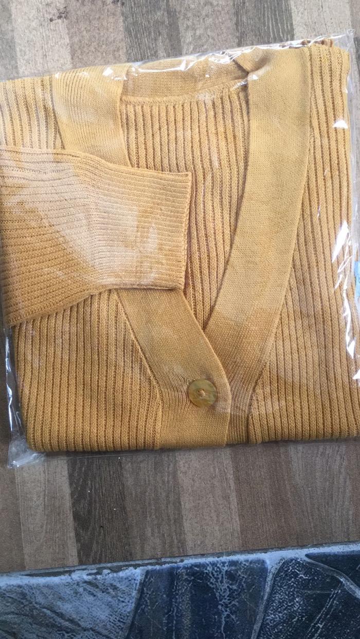 Gambar Cardy Ringgo - Lavella Cardigan - Mustard dari Grosir olshop Bandung undefined Tokopedia