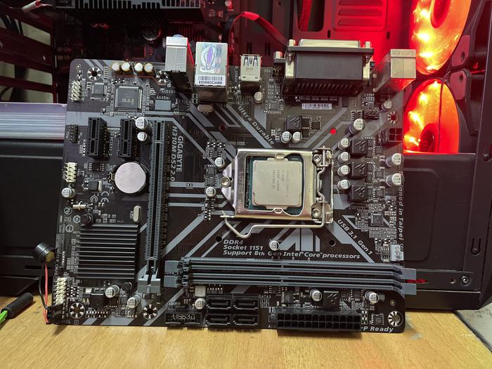 Intel I3 8th Gen I3 8100 Chipset Compatibility I3 8100 8TH GEN