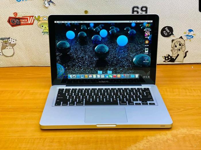 ⑥i7搭載MacBookPro-13inchMid2012(WEBｶﾒﾗ・wifi搭載）