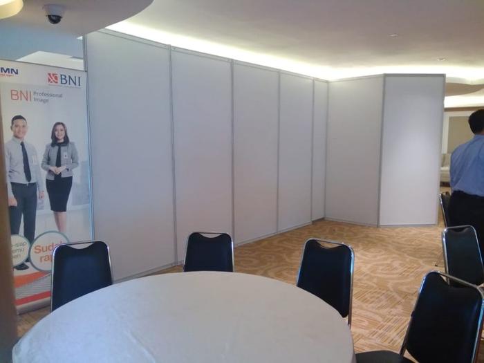 Gambar partisi pameran sekat pembatas ruangan kantor dari partisi pameran shop undefined Tokopedia