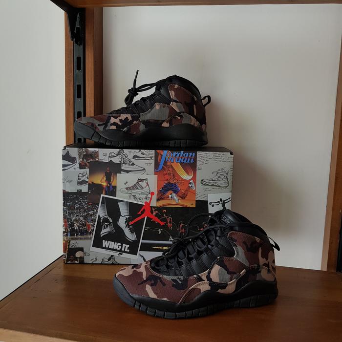 all black jordan 10s