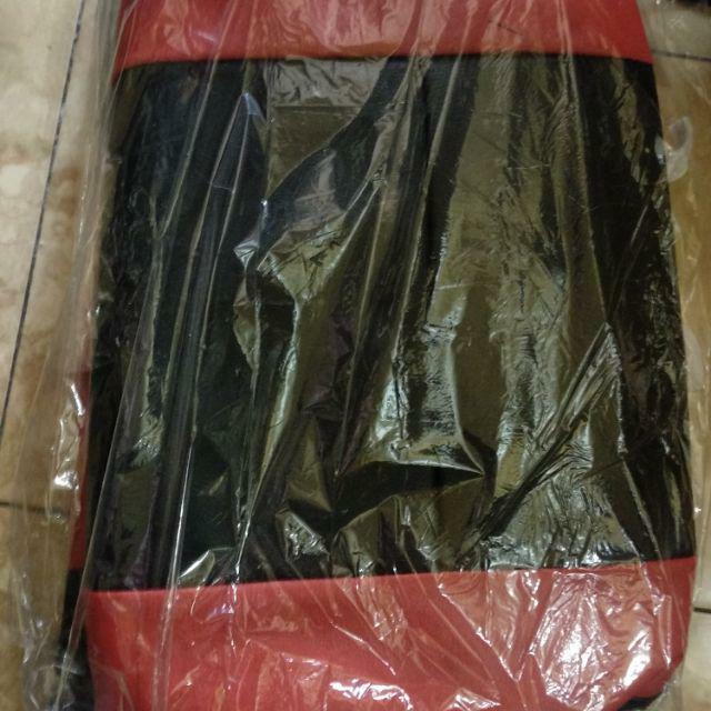 Gambar Cover/Sarung Jok Mobil Datsun Go 2 Baris - HitamMerah dari idaanila undefined Tokopedia