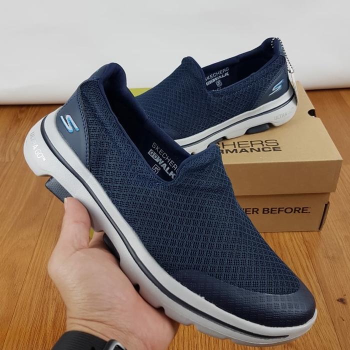 Jual skechers gowalk 5 man/sepatu pria/sepatu santai - Jakarta Utara -  Planet Spandek | Tokopedia