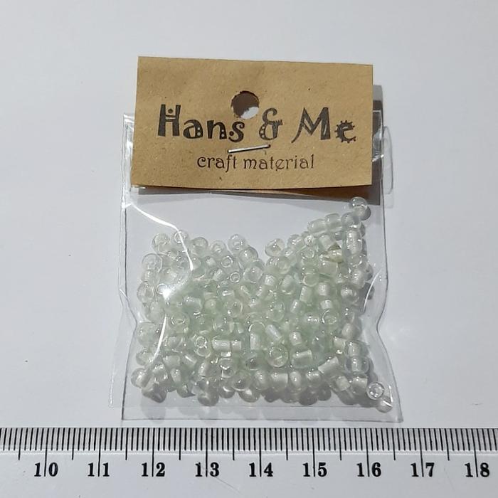 Gambar Mote Manik Payet Pasir 4mm Bening Putih dari Hans and Me undefined Tokopedia