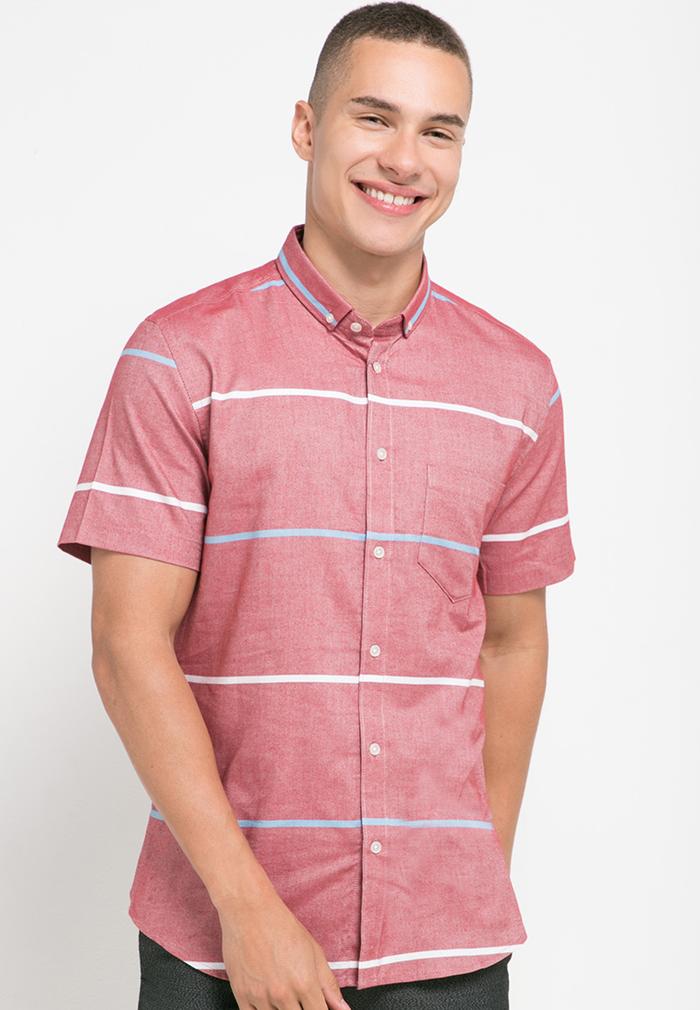 Gambar MOC Kemeja Lengan Pendek Slim Fit Jeffz 1 Bestbuy-Red - M dari MOC Indonesia undefined Tokopedia