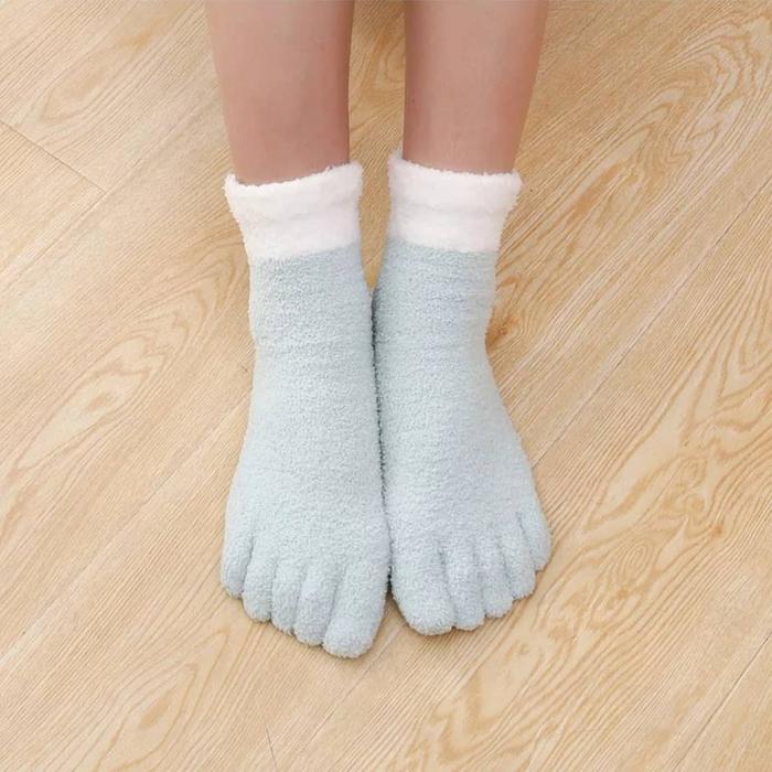 Gambar Kaos kaki Jari Tidur / hangat/tebal - Hijau dari G&G socks undefined Tokopedia
