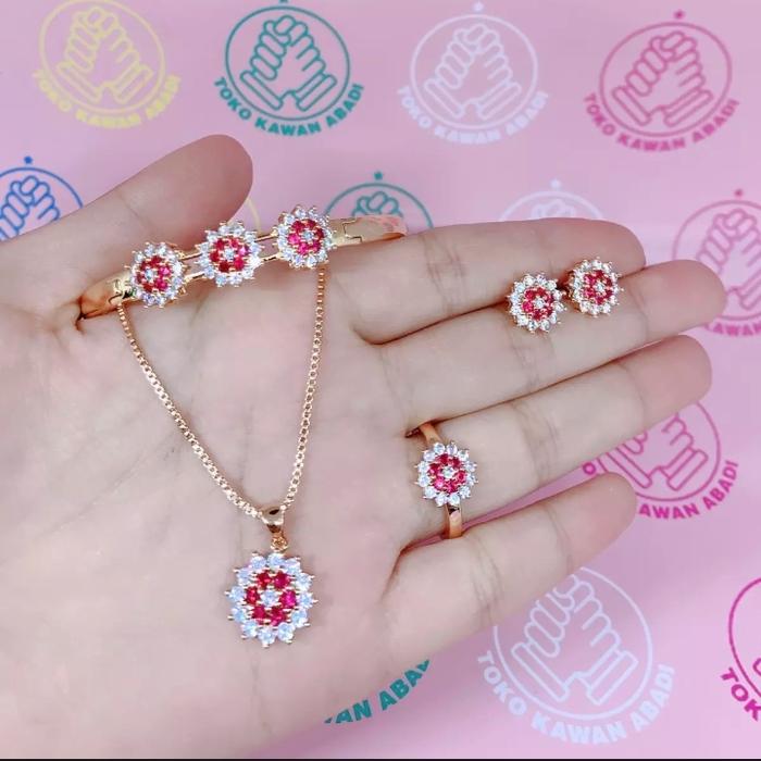 Gambar SET PERHIASAN TITANIUM PERMATA MERAH LENGKAP dari Toko Imam Sejahtera undefined Tokopedia