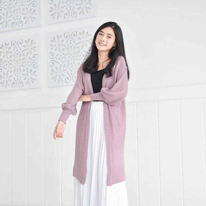 Gambar Cardigan Panjang Wanita Long Outer Zahra - Nila Muda dari Rumah Rajut Murah undefined Tokopedia