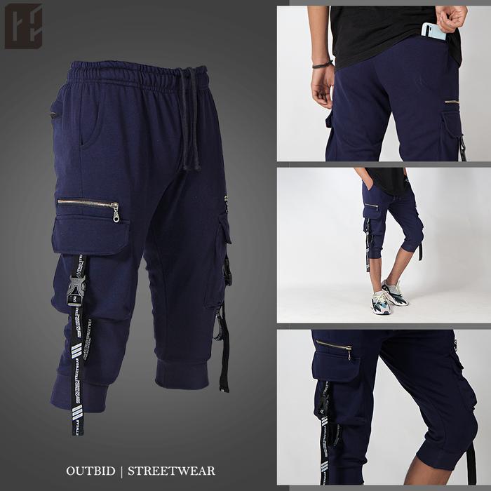 Gambar OUTBID 3/4 CROPPED PANTS STRP-21 DARK GREY- CELANA PRIA - PAKAIAN PRIA - Navy, L dari Outbid Streetwear undefined Tokopedia