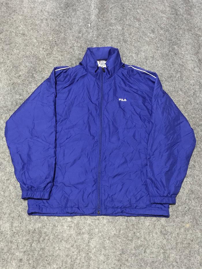 Gambar Jaket parasut fila pria dari Warongsecond undefined Tokopedia
