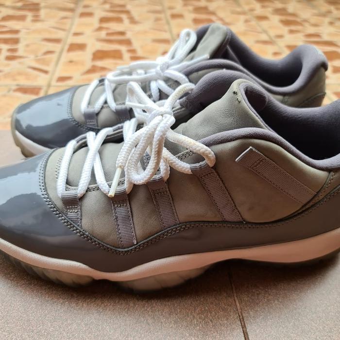 jordan 11 womens size 8