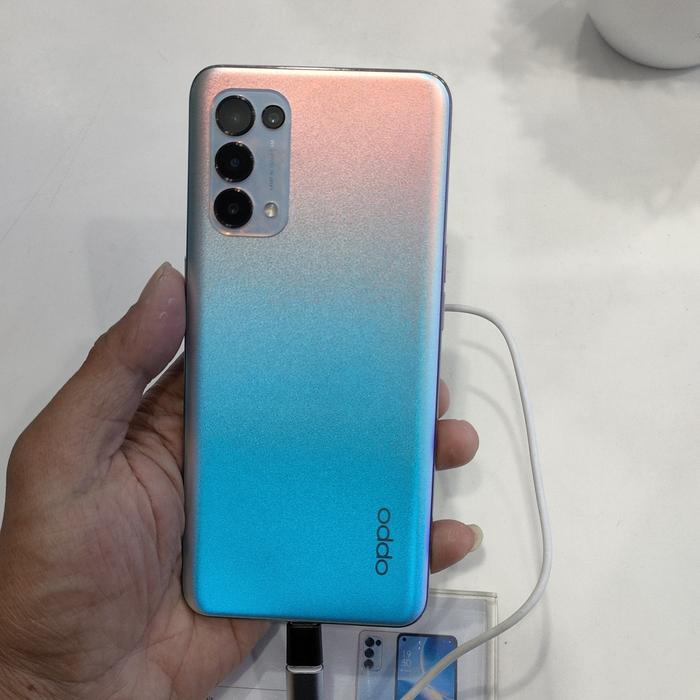 Gambar oppo reno 6 ram 8gb/128gb - Hitam dari amb cell wtc undefined Tokopedia