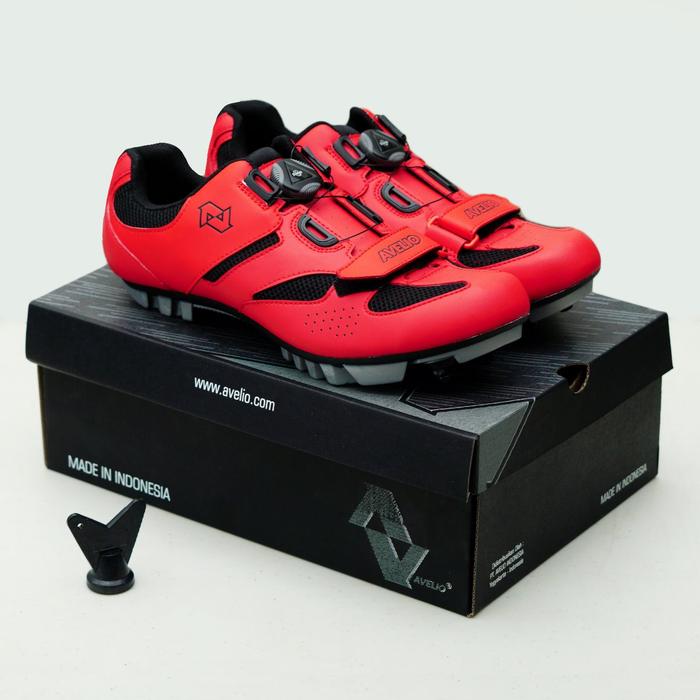 Jual Sepatu Sepeda MTB XC Avelio Sepatu Cleat MTB Hitam, 38