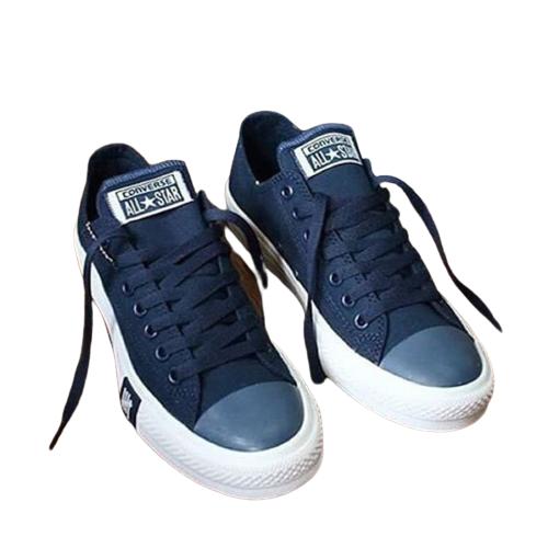 chuck taylor low sneaker