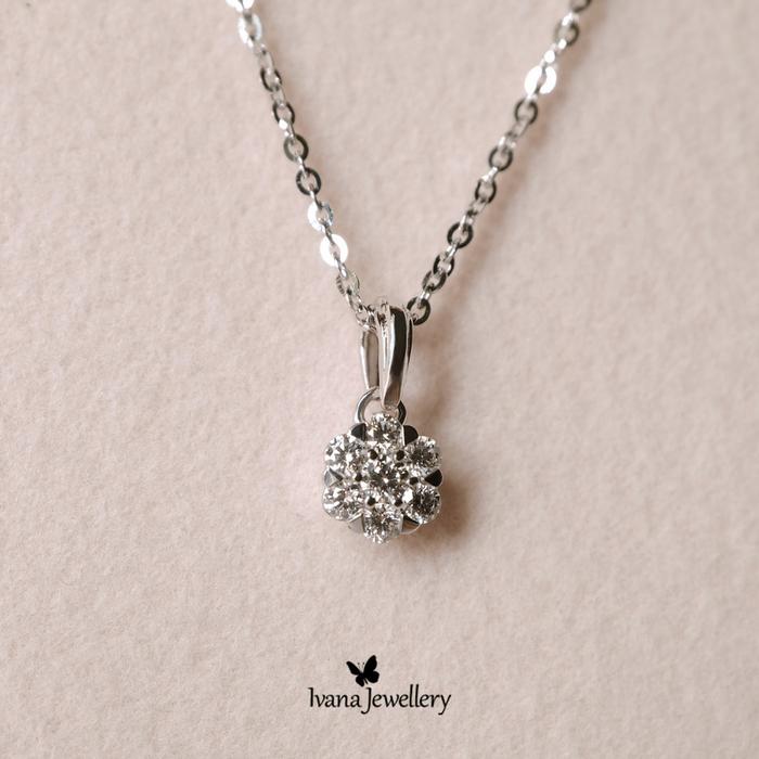 Jual Diamond Pendant La Rose - Ivana 