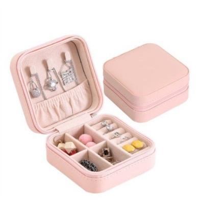 Gambar Kotak Perhiasan MINI Portabel Tempat Penyimpanan Travel Jewelry Box - 011A PINK dari PalingMurah undefined Tokopedia