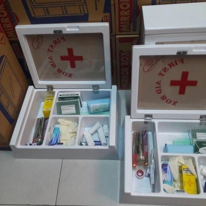 Gambar Kotak Obat P3K + Dinding MK11 Type A Murah dari Pusat Climbing Indonesia undefined Tokopedia