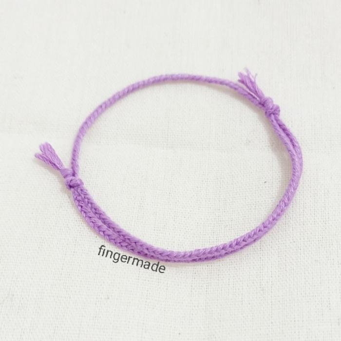 Gambar Gelang Benang Merah Taehyung Fingermade - Merah dari fingermade bracelet undefined 4 Tokopedia