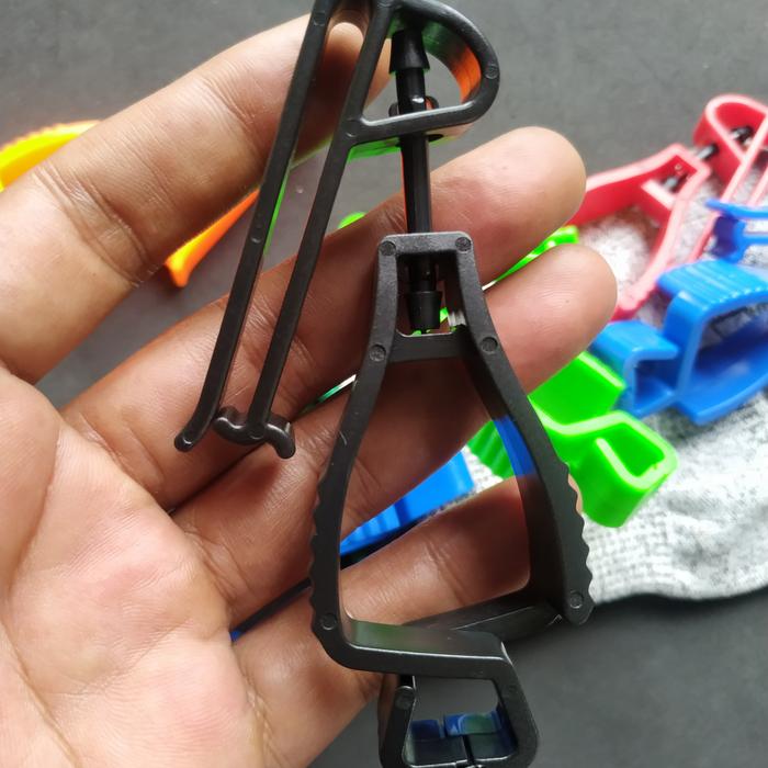 Gambar Utility Clip Multi Purpose - Hitam dari Malikha&Nahla undefined Tokopedia
