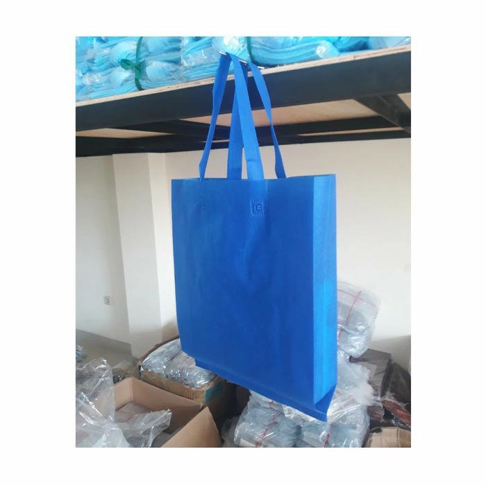 Gambar Tas Kain Spunbond Spunbon HLS M 30x40 / Goodiebag Shopping bag Furing - Biru tua dari AllAbout Packaging undefined Tokopedia