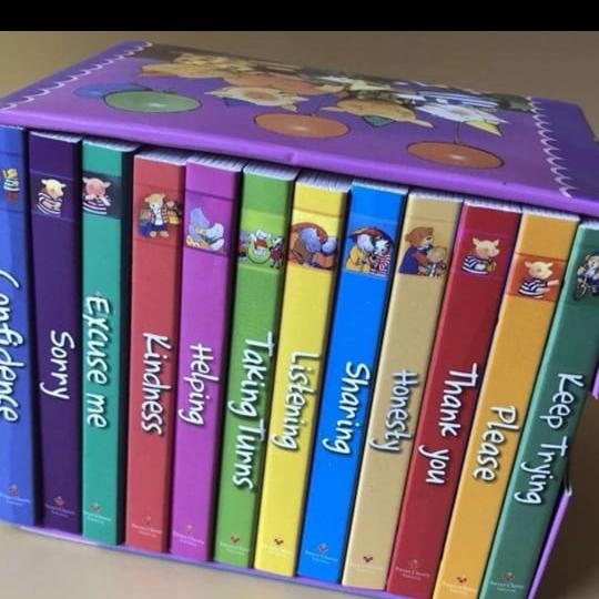 Gambar A Case of Good Manners 12 mini board books dari CHILDREN BOOK undefined Tokopedia