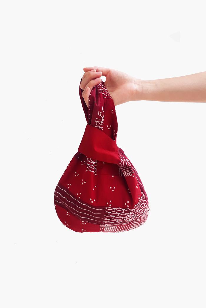 Gambar Tas Kondangan Daur - Merah dari Sejauh Mata Memandang undefined Tokopedia